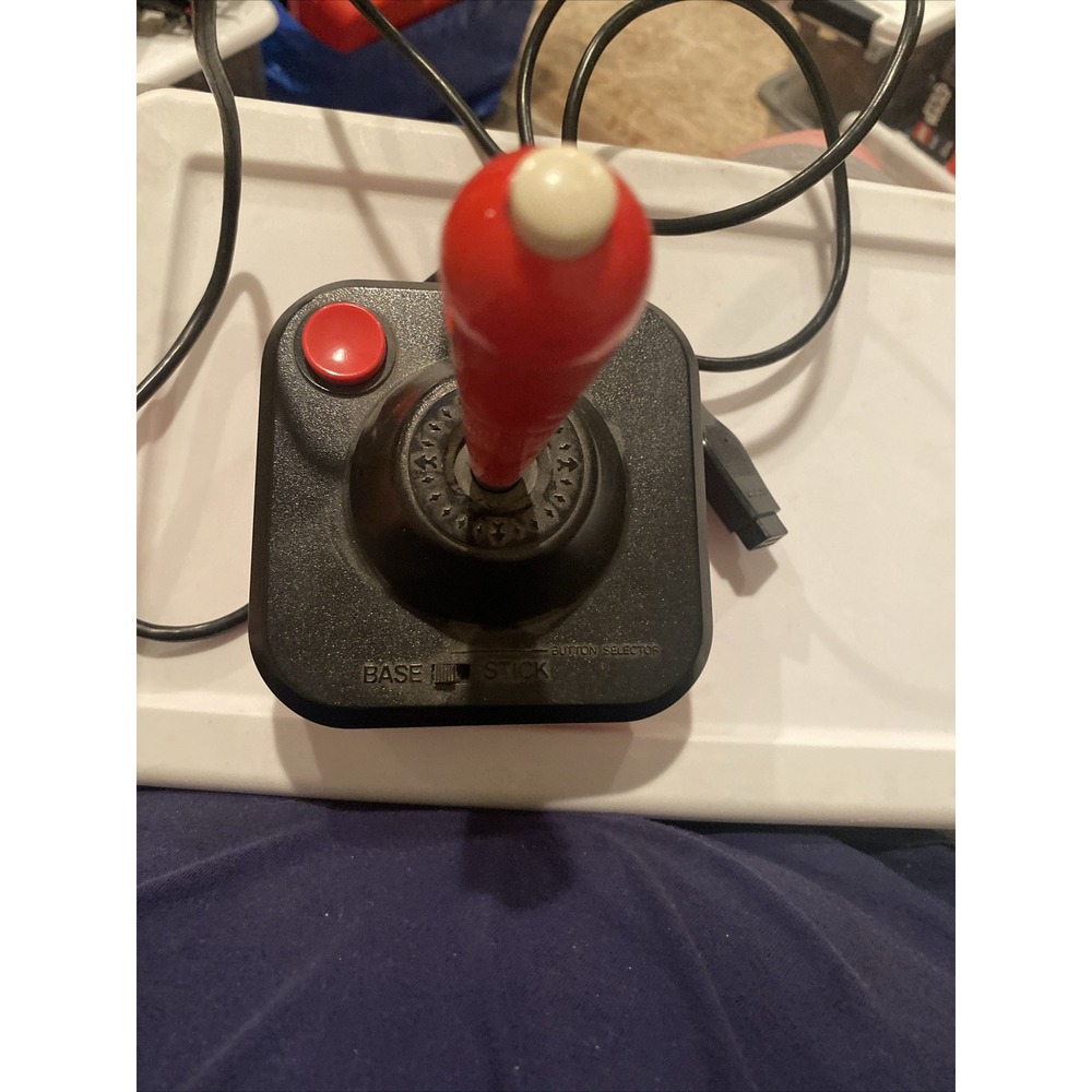 1982 Wico ATARI COMMODORE Command Control Joystick 15-9714 With Box (Not Tested)